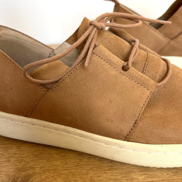 Eileen Fisher Kipling Tumbled Nubuck Sneaker Size 6 Brown Cushioned Arch Support - Picture 4 of 9
